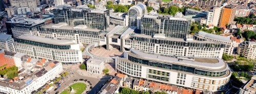 Pogled na kompleks Evropskega parlamenta s ptičje perspektive